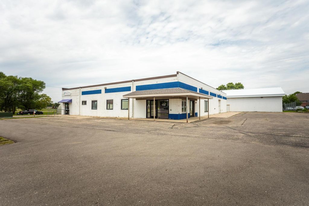 Photo of 115 18th Avenue W, Alexandria, MN 56308 (MLS # 6824374)