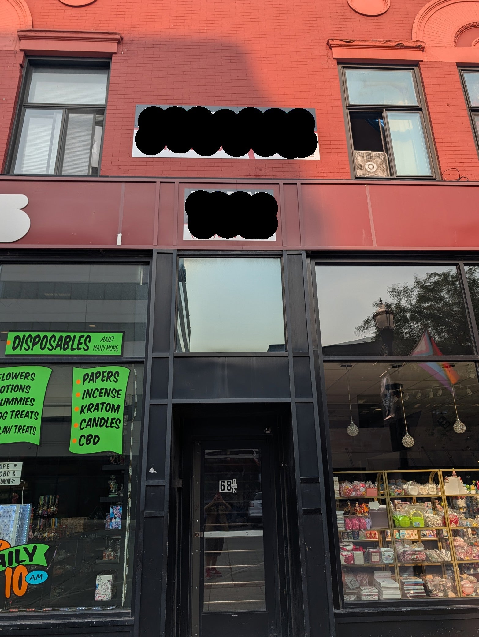 66-74 Broadway N