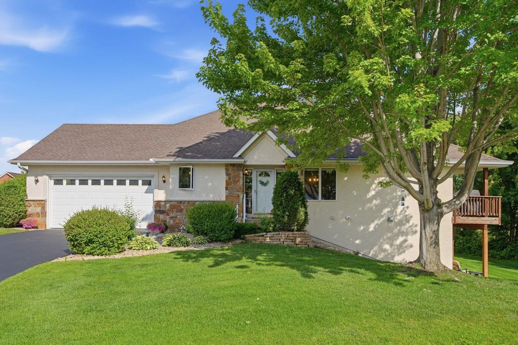 Photo of 18892 88th Avenue N, Maple Grove, MN 55311 (MLS # 7092807)