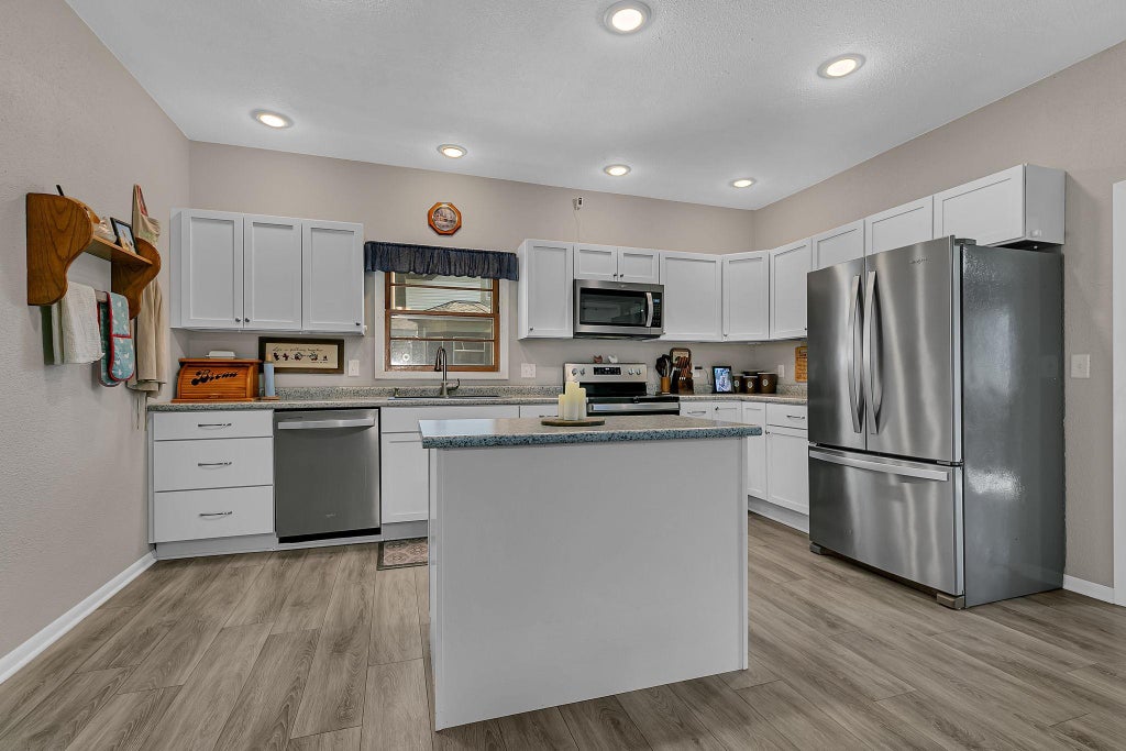 Photo of 420 S 8th Street, Bird Island, MN 55310 (MLS # 7156171)