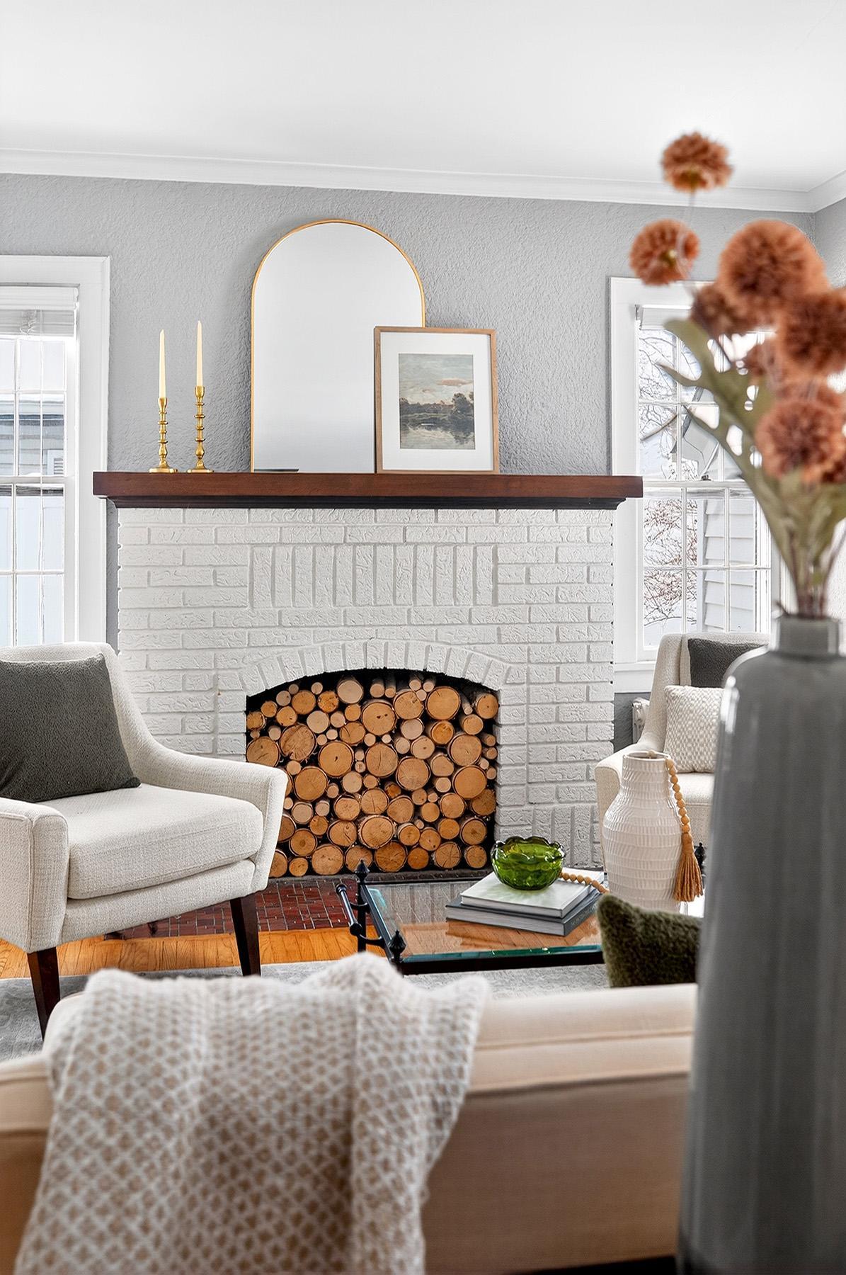 1589 Hillcrest Avenue