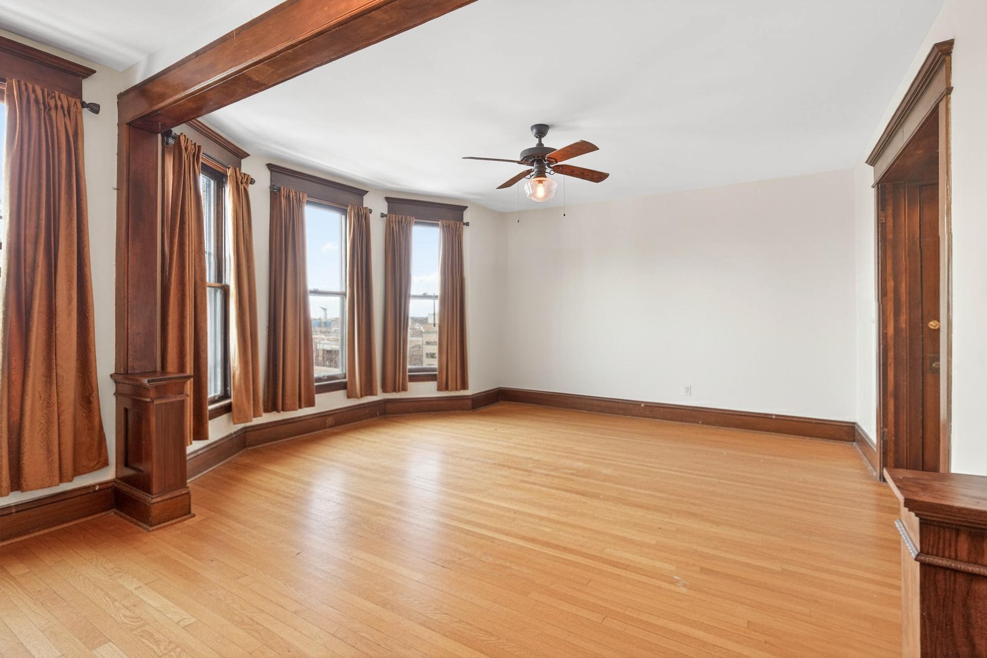 300 Marshall Avenue 6