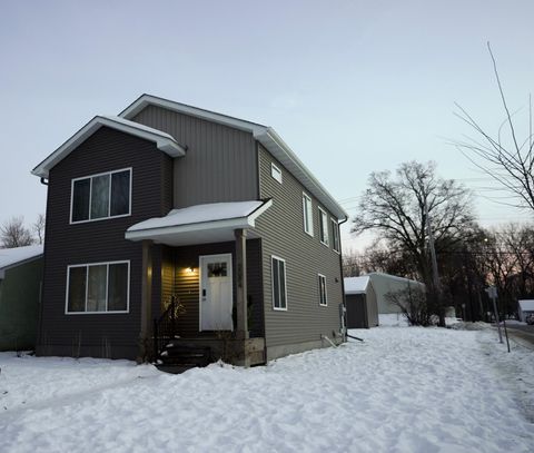 2084 E Reaney Avenue Saint Paul MN 55119