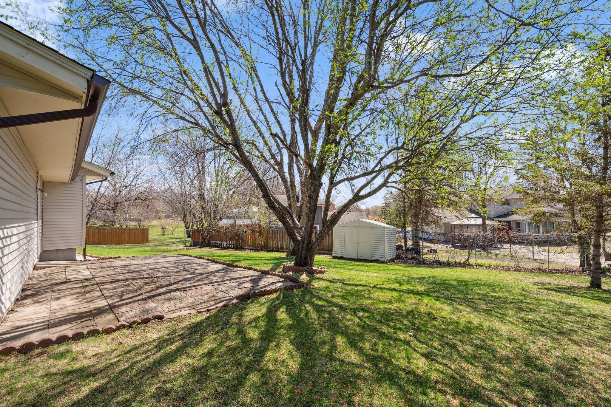 1821 Country View Boulevard