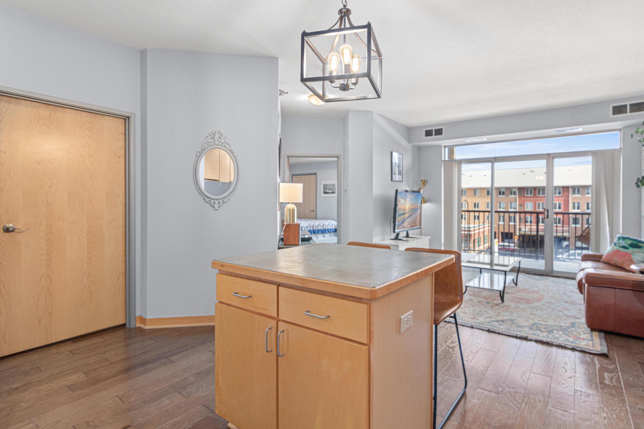 2600 University Avenue SE 319