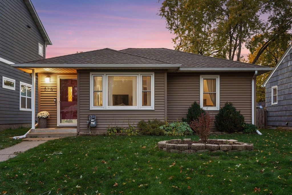 Photo of 5716 Knox Avenue S, Minneapolis, MN 55419 (MLS # 7054803)