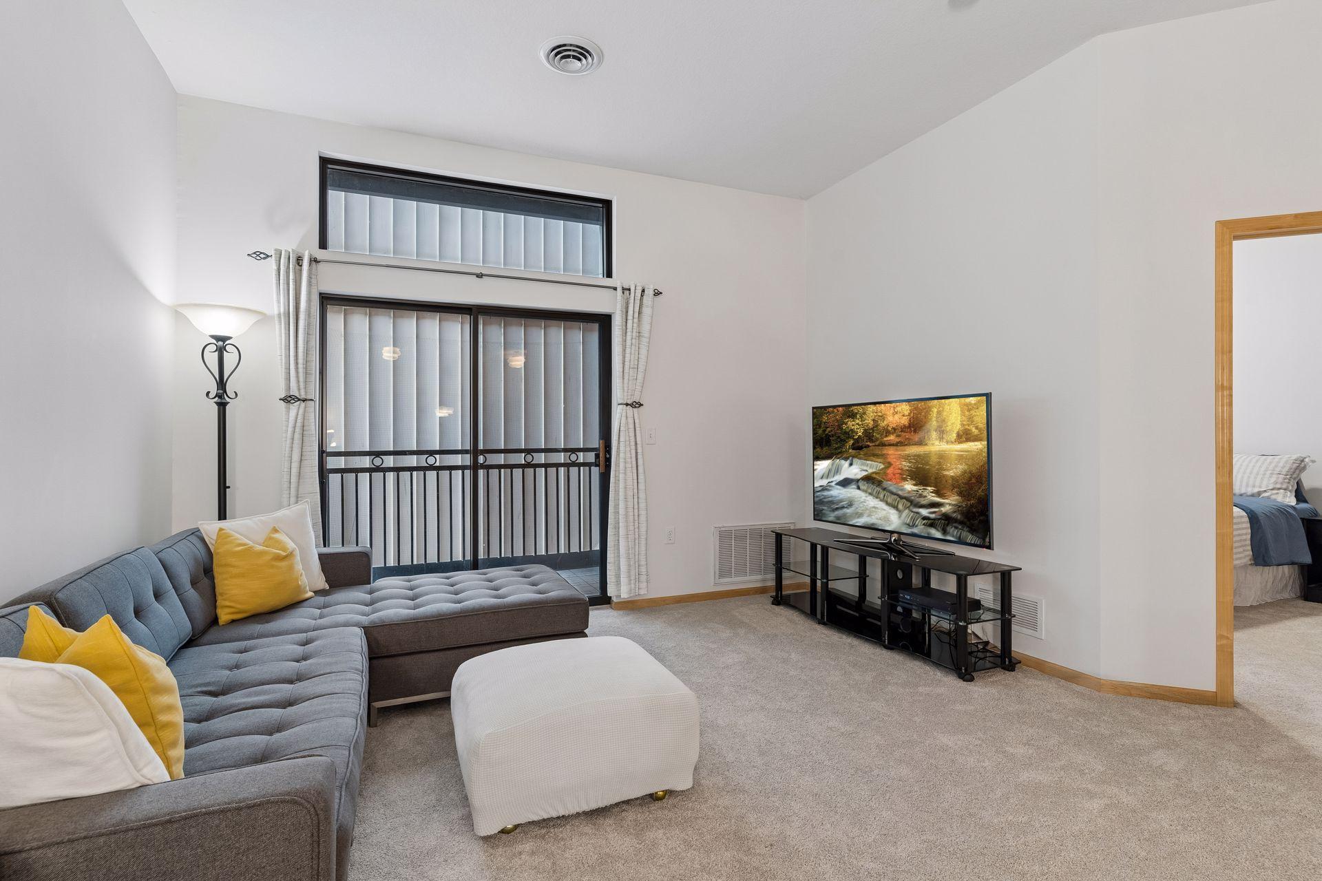 270 4th Street E 203