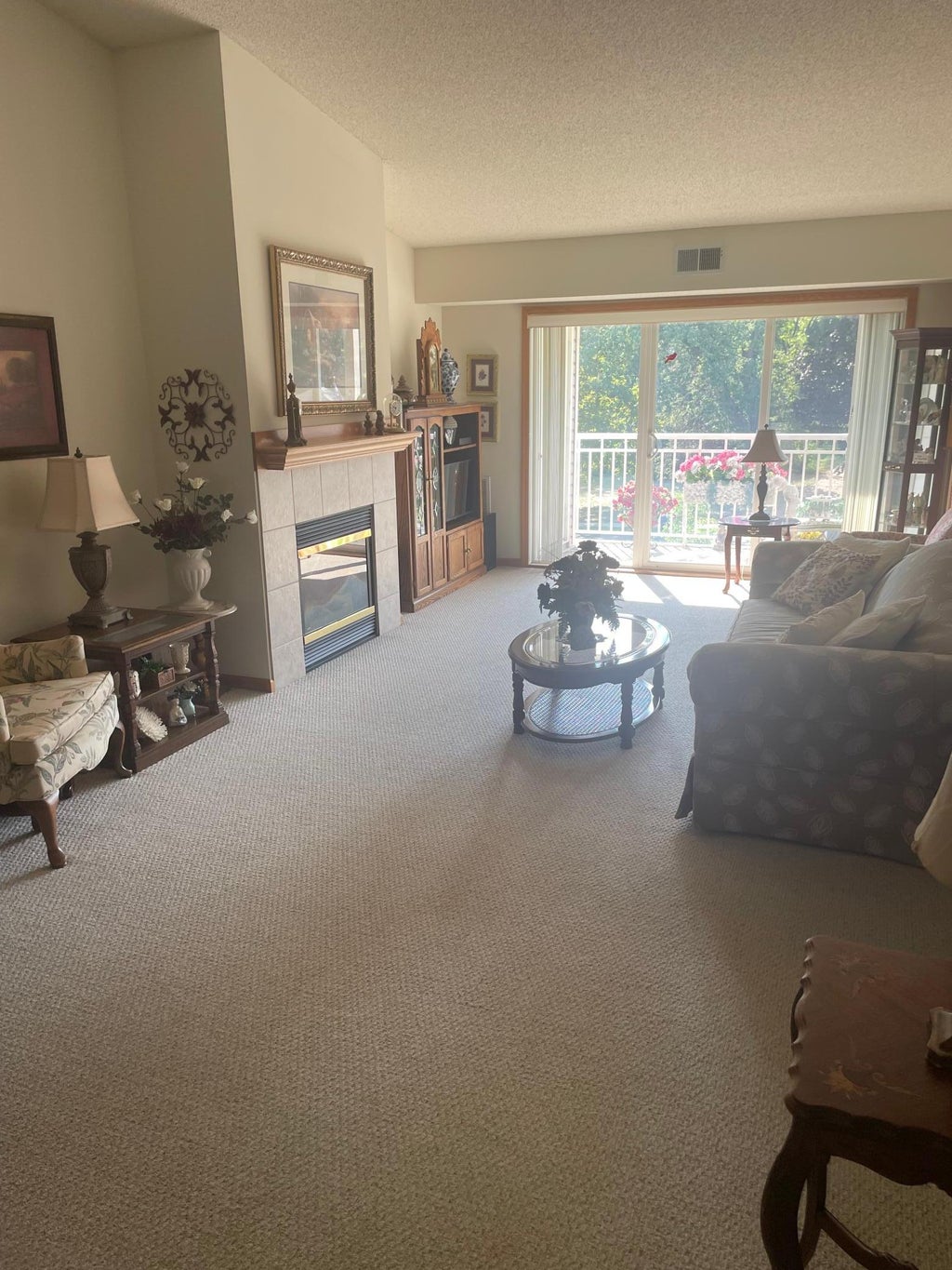 Photo of 2231 Penn Place #305, North Saint Paul, MN 55109 (MLS # 7141053)