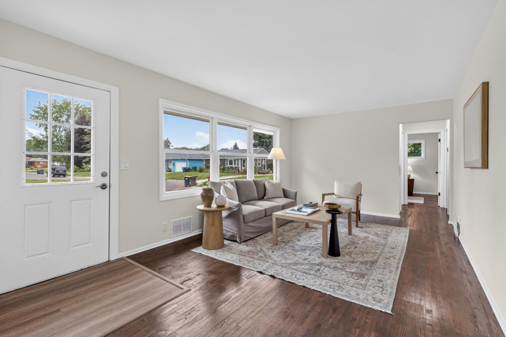 Photo of 1211 Sunnyside Drive, Farmington, MN 55024 (MLS # 7157725)