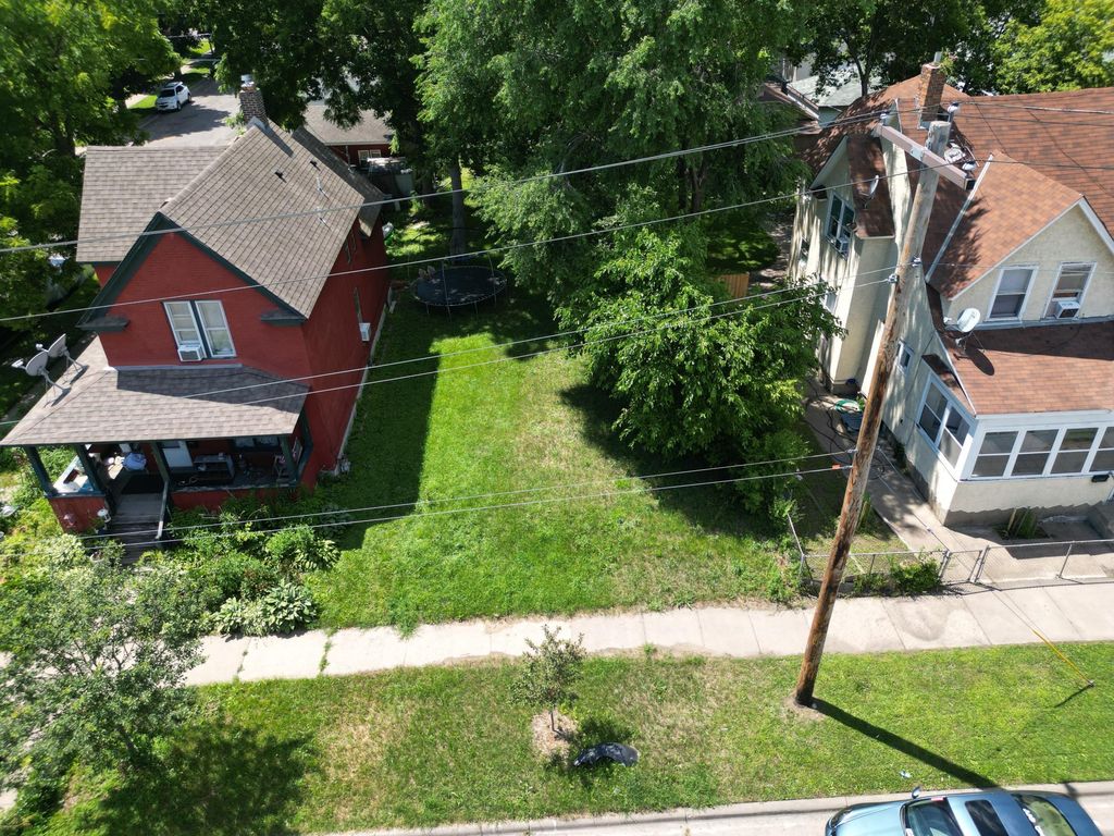 Photo of 697 Virginia Street, Saint Paul, MN 55103 (MLS # 7005417)