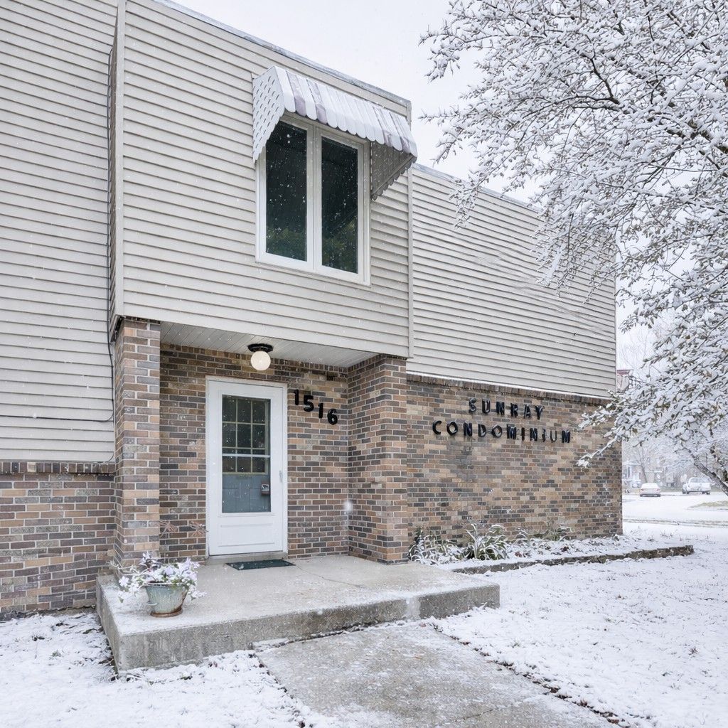Photo of 1516 19 1/2 Street S #6, Moorhead, MN 56560 (MLS # 7044041)