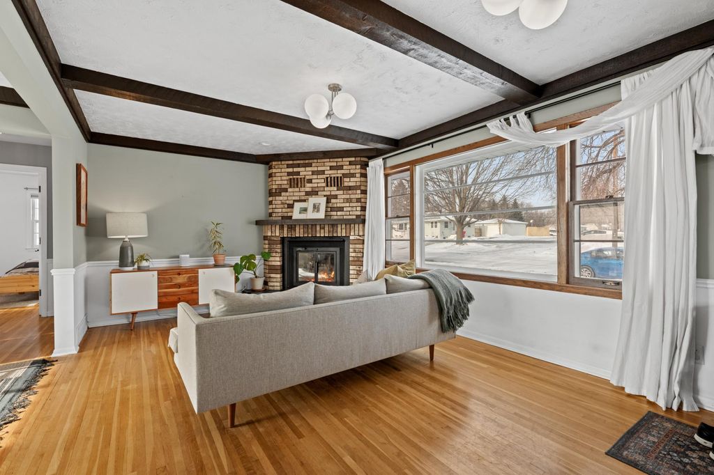 Photo of 1918 18 1/2 Street NW, Rochester, MN 55901 (MLS # 7009030)