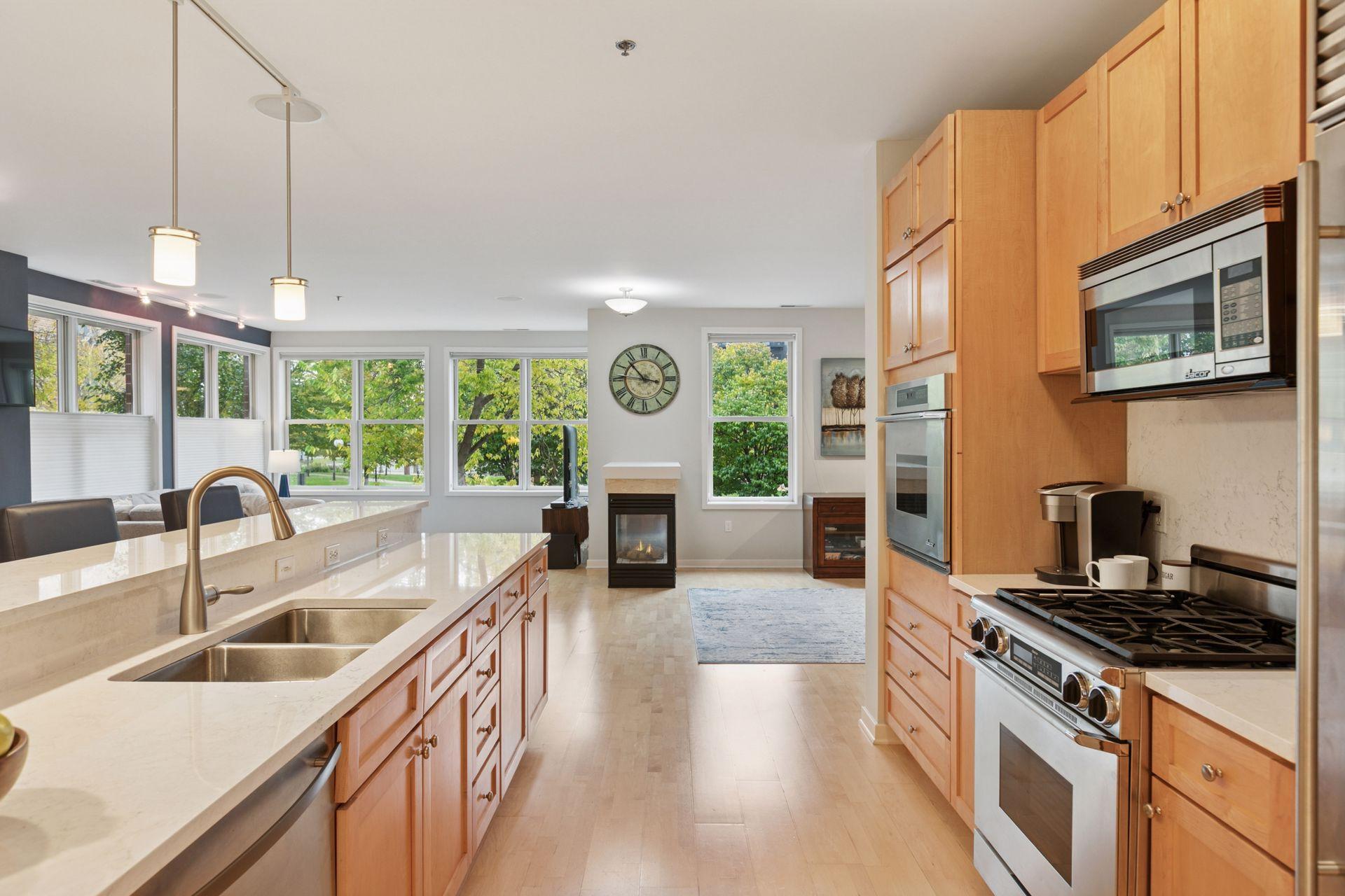 471 Sibley Street 471