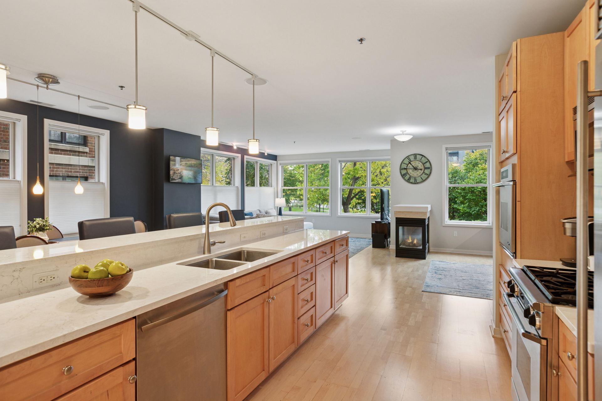 471 Sibley Street 471