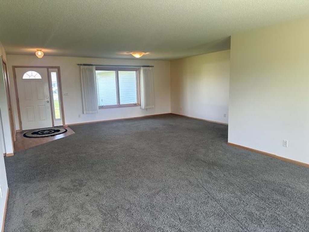 Photo of 3009 Blue Spruce Lane NW, Bemidji, MN 56601 (MLS # 7098093)