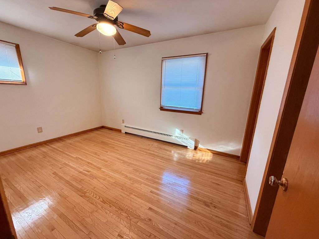 Photo of 2035 California Avenue E, Saint Paul, MN 55119 (MLS # 7034682)