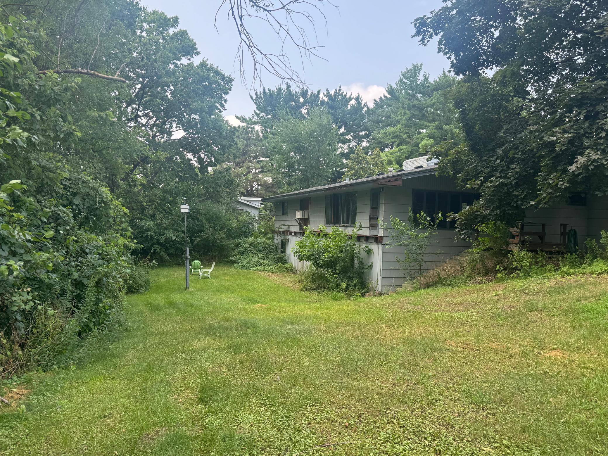 9149 Meadowview Road - Photo 3