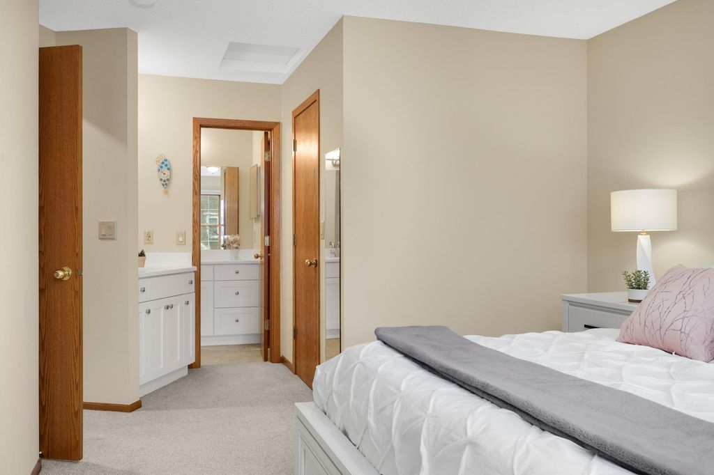 Photo of 11040 Oregon Curve, Bloomington, MN 55438 (MLS # 6819402)