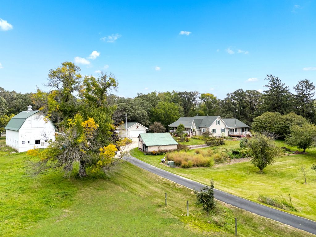 Photo of 87854 State Highway 251, Austin, MN 55912 (MLS # 7091827)