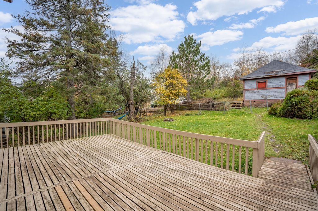 Photo of 625 Woodland Avenue, Duluth, MN 55812 (MLS # 7018003)