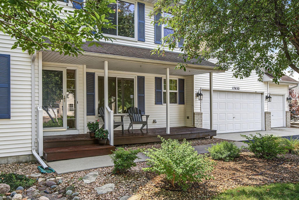 Photo of 17452 Goodland Path, Lakeville, MN 55044 (MLS # 7134574)