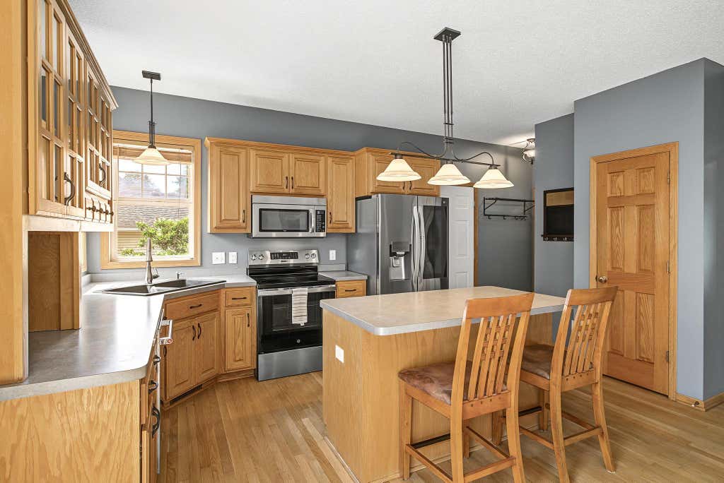 Photo of 17452 Goodland Path, Lakeville, MN 55044 (MLS # 7134574)