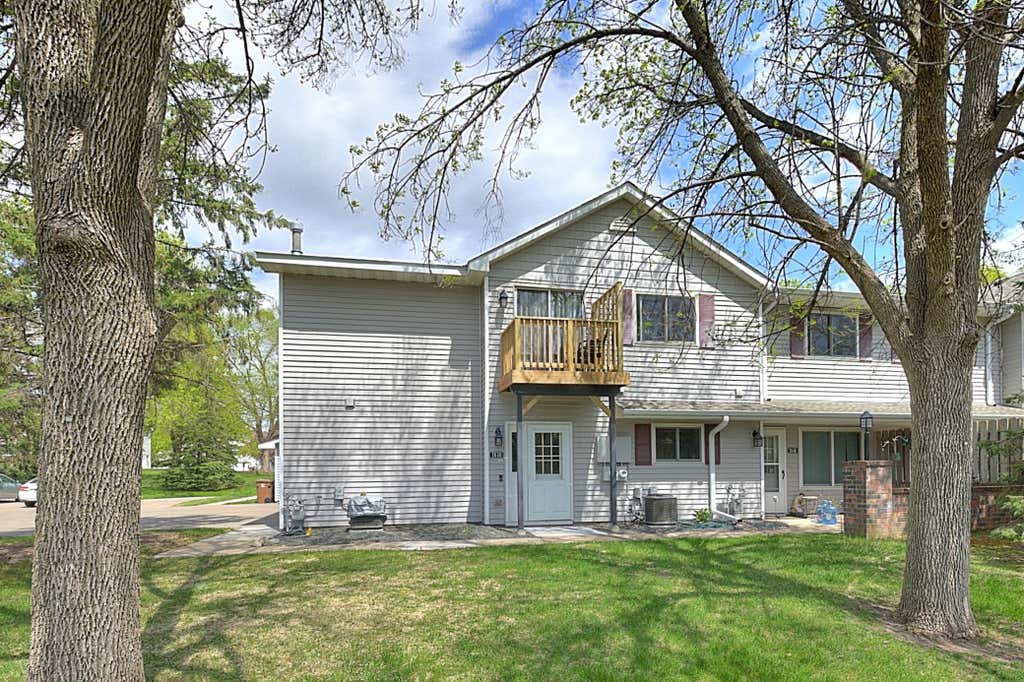 Photo of 7638 13th Street N, Oakdale, MN 55128 (MLS # 7096315)
