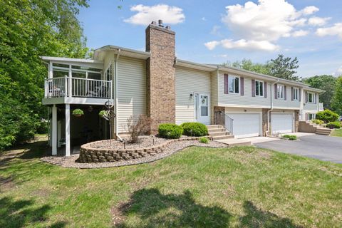 9946 Cavell Avenue S Bloomington MN 55438