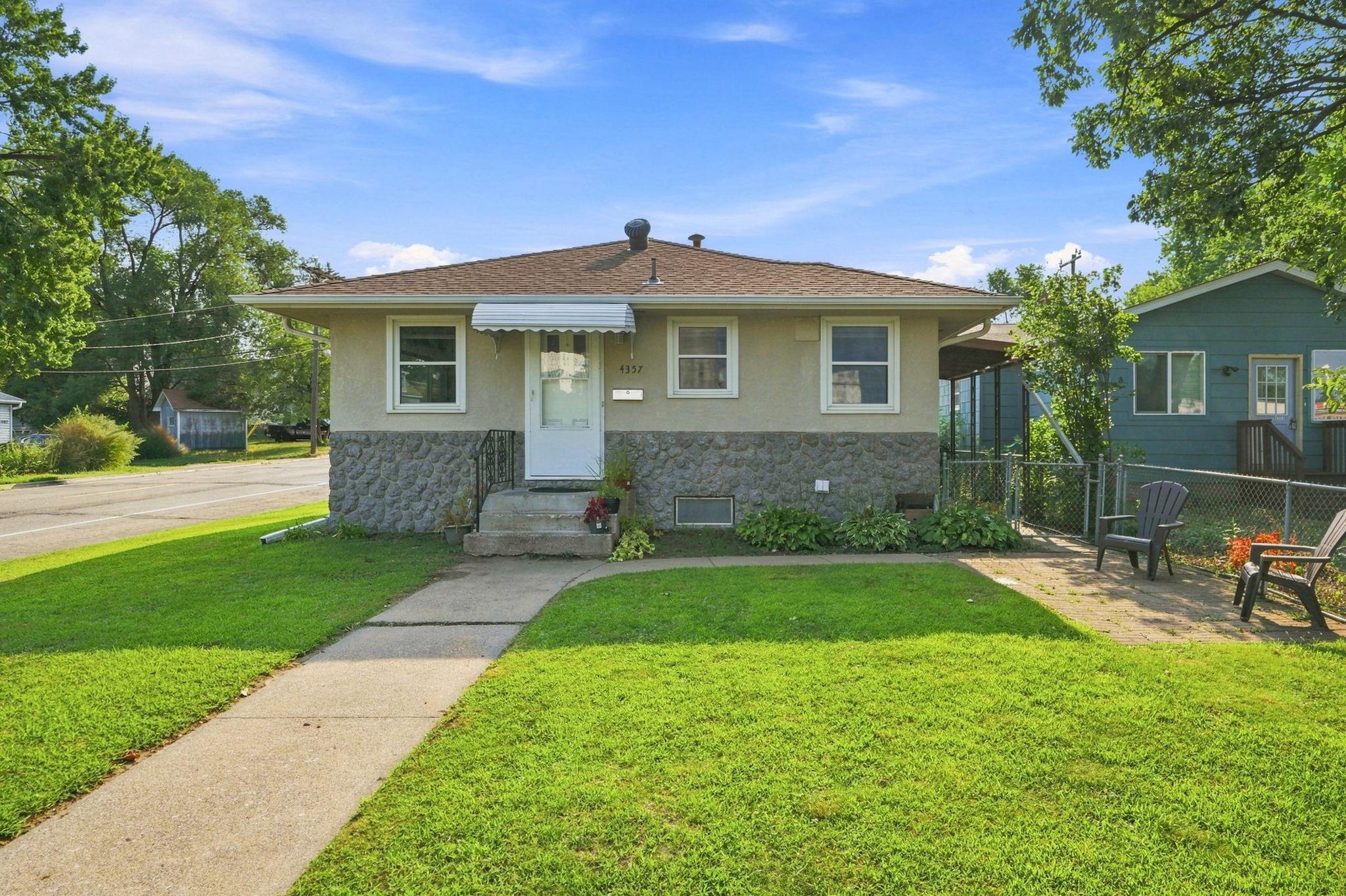 4357 Main Street NE