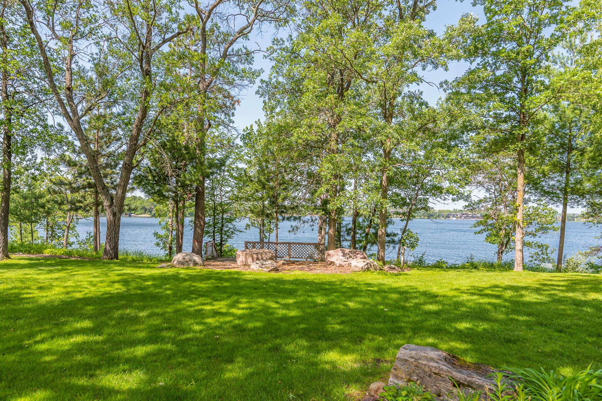 1373 E Pointe Drive