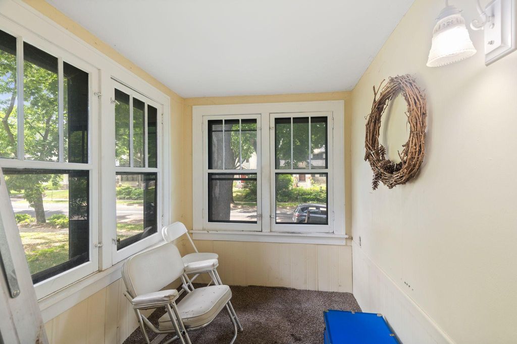 Photo of 409 Thomas Avenue S, Minneapolis, MN 55405 (MLS # 7085767)