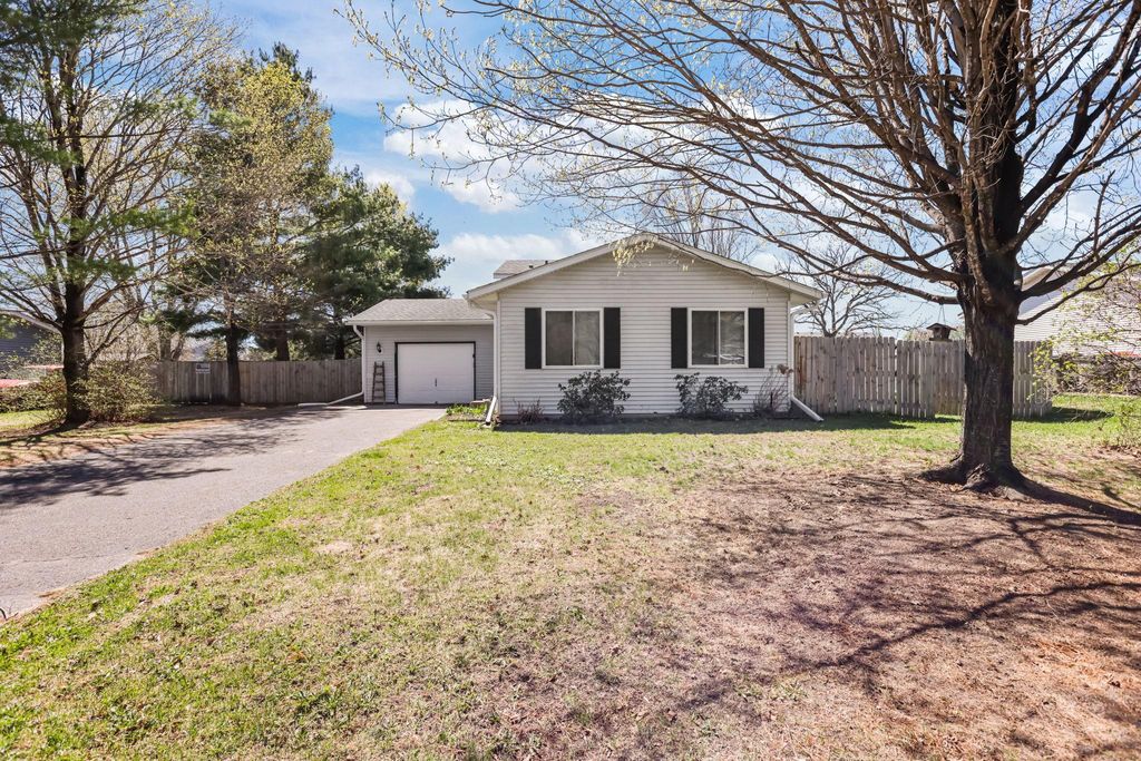 Photo of 505 Nina Street SW, Isanti, MN 55040 (MLS # 7063521)