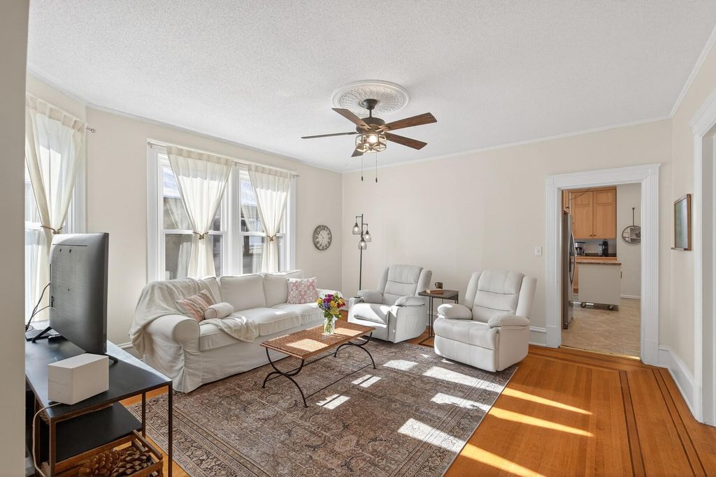 Photo of 712 5th Street NE, Minneapolis, MN 55413 (MLS # 7025687)