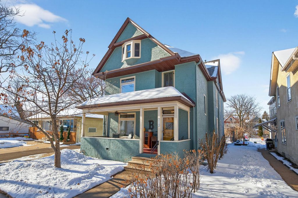 Photo of 712 5th Street NE, Minneapolis, MN 55413 (MLS # 7025687)