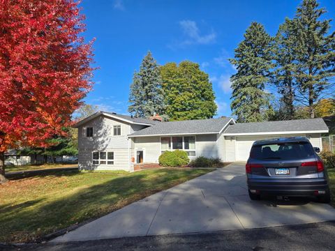 1429 20th Street NW Rochester MN 55901