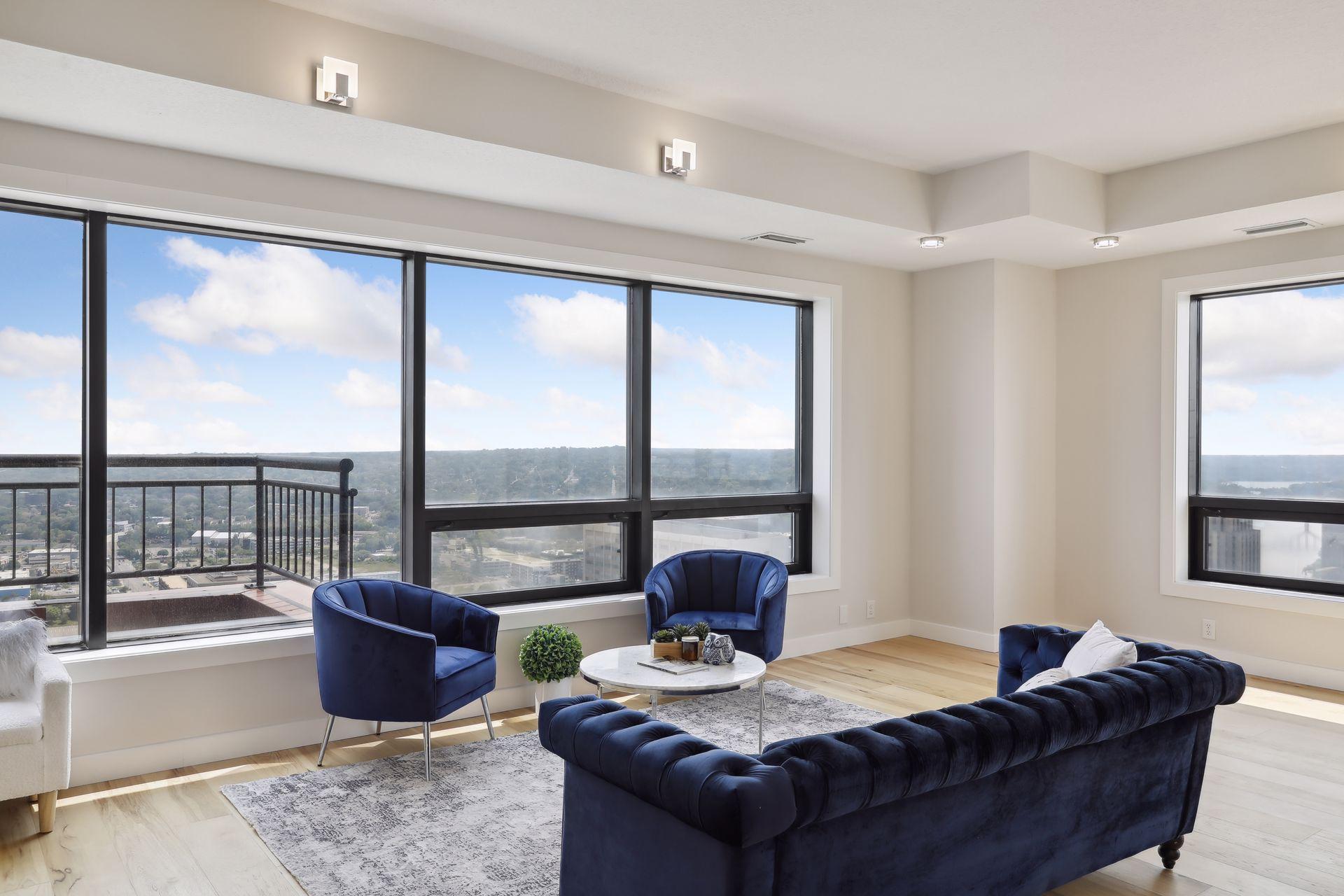 168 6th Street E 4202