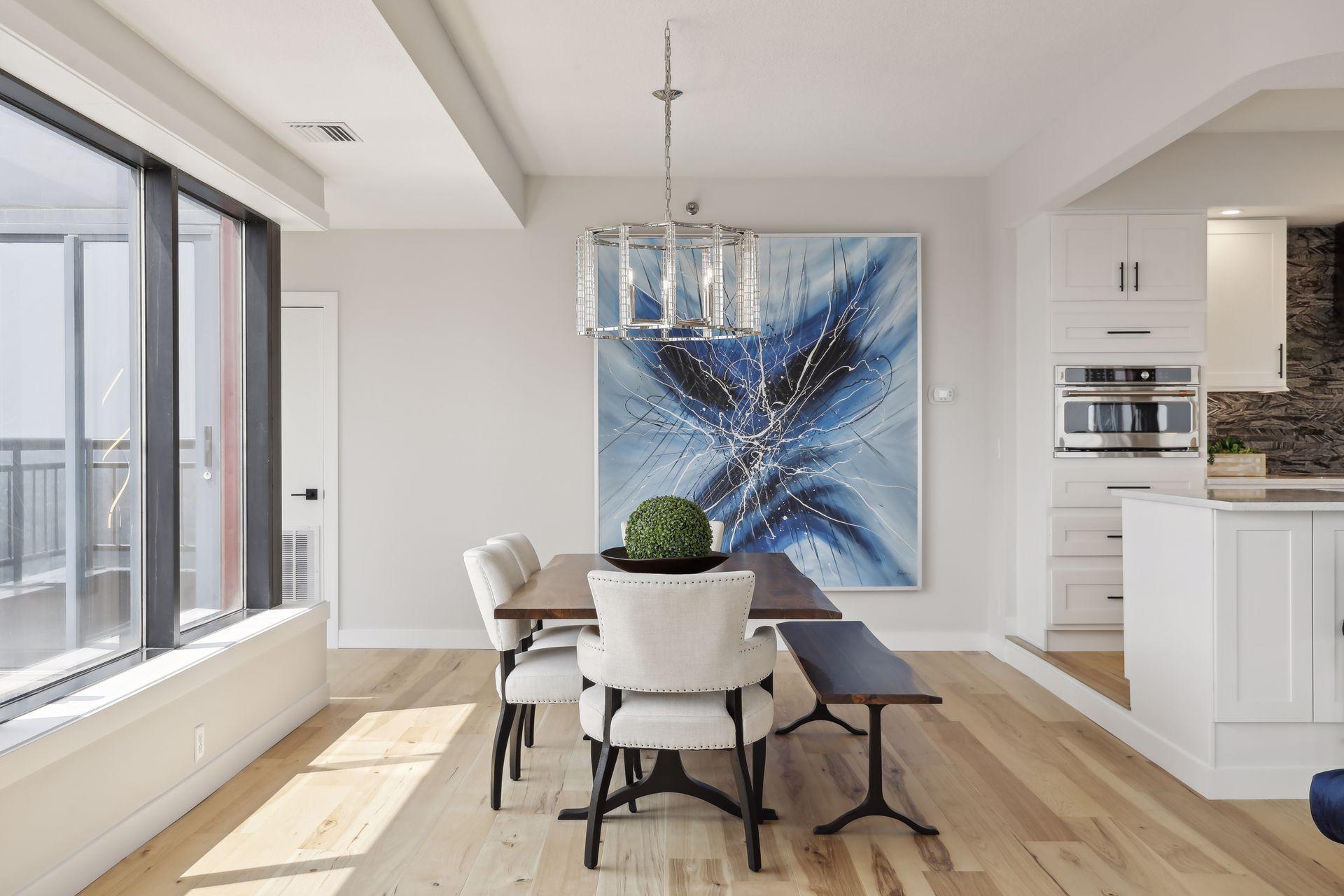 168 6th Street E 4202