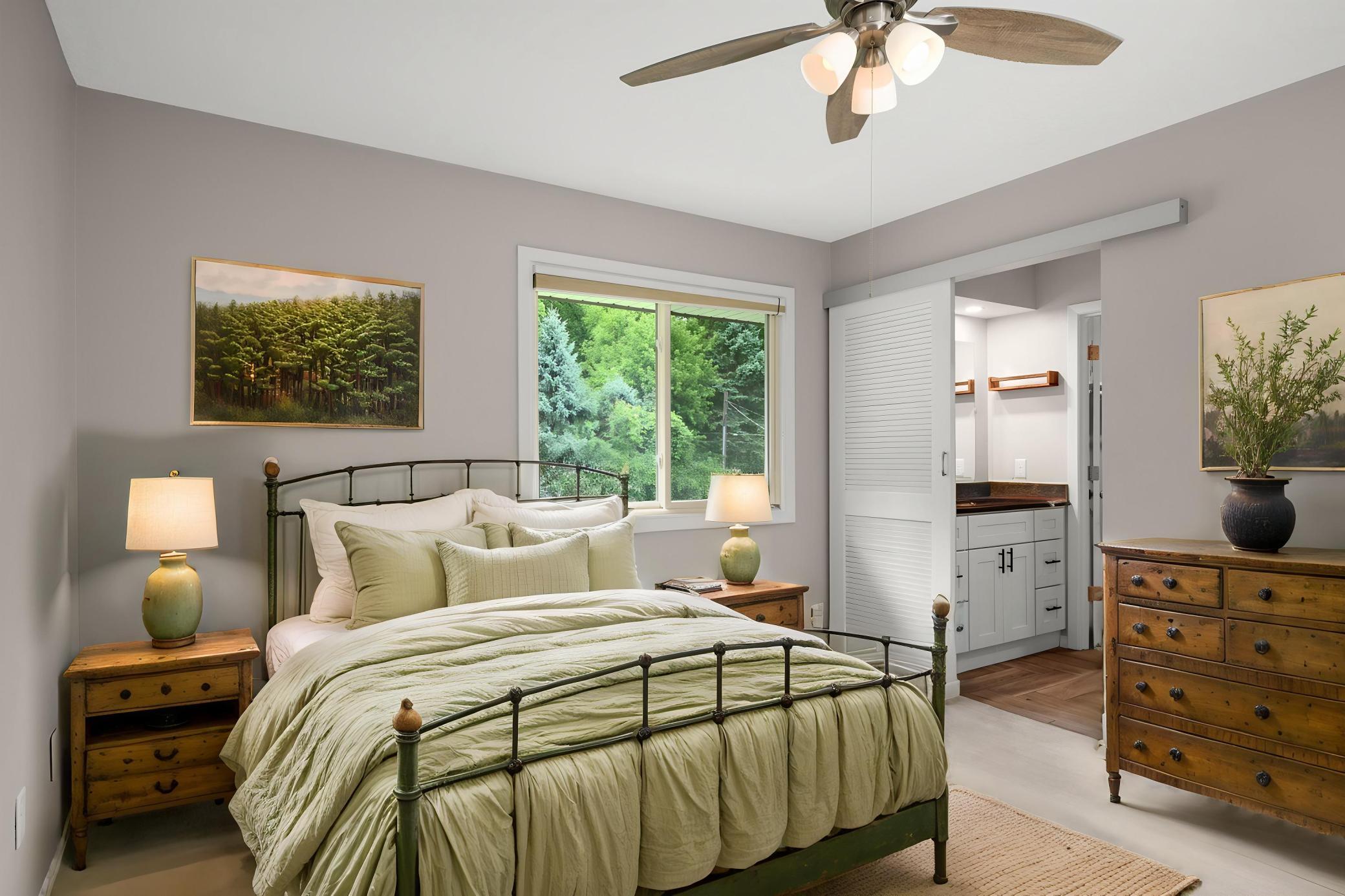 13712 E Wellington Crescent