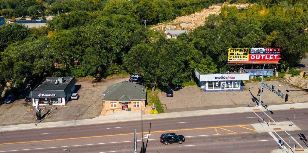 Photo of 814-840 N Riverfront Drive, Mankato, MN 56001 (MLS # 7164554)