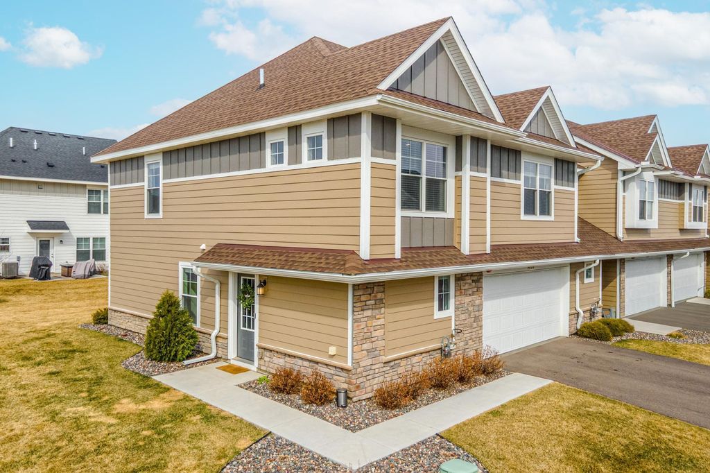 Photo of 14520 112th Avenue N, Maple Grove, MN 55369 (MLS # 7041419)