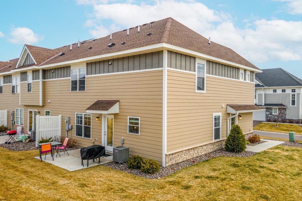 Photo of 14520 112th Avenue N, Maple Grove, MN 55369 (MLS # 7041419)