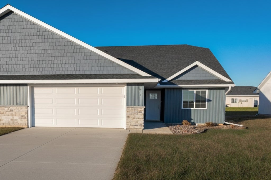 Photo of 720 South Division Street, Roberts, WI 54023 (MLS # 7111562)
