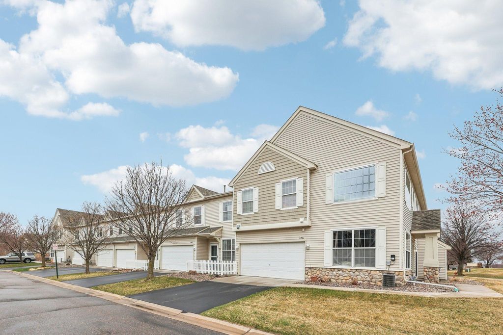 Photo of 5413 Oriole Drive, Farmington, MN 55024 (MLS # 7083329)