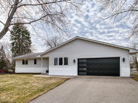 11014 Stanley Curve Bloomington MN 55437