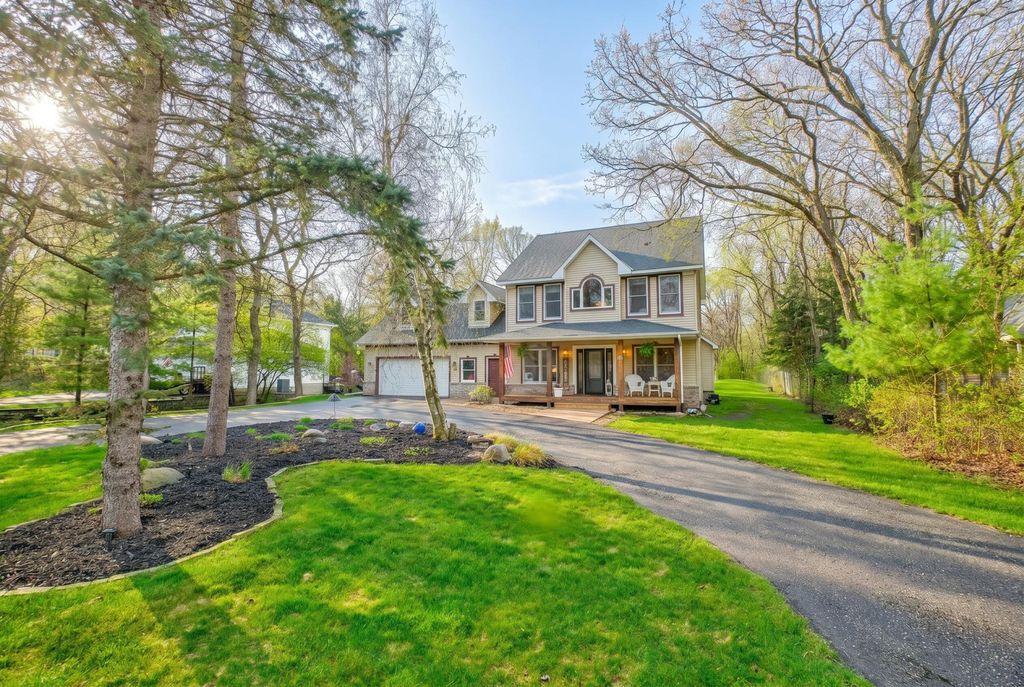 Photo of 15 Baillon Lane, Lakeland, MN 55043 (MLS # 7064190)