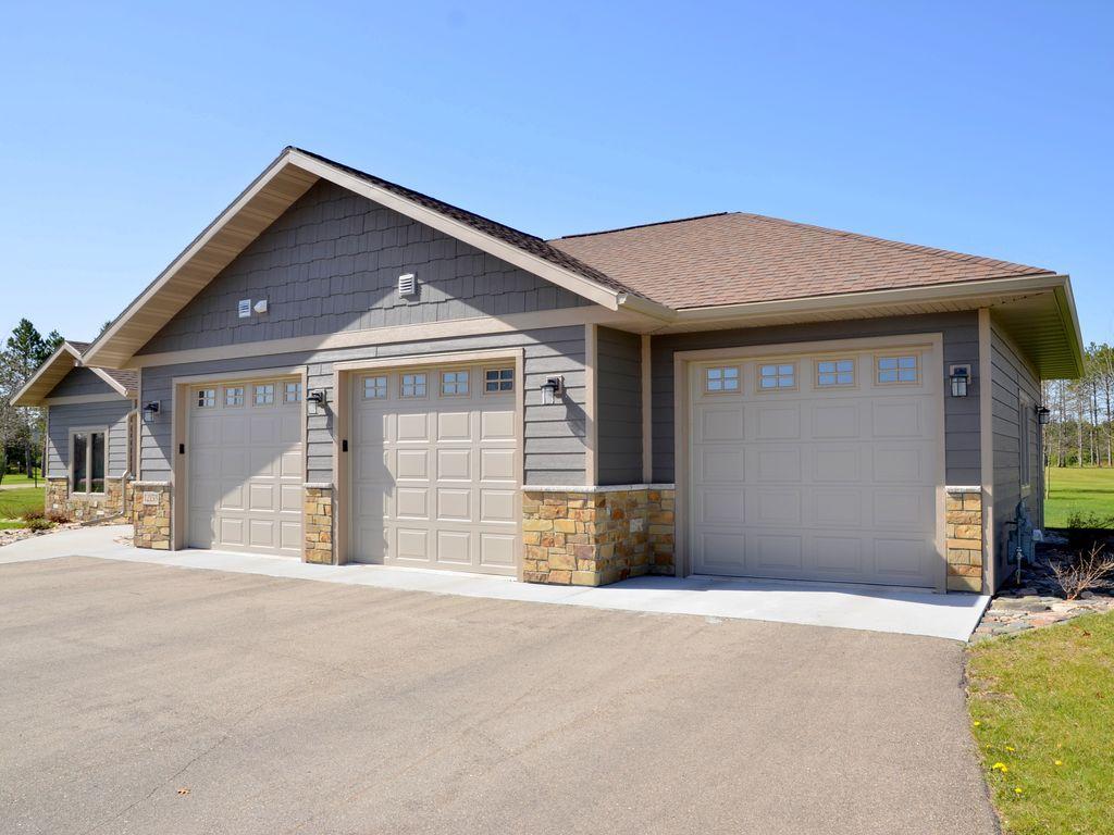 12153 Blueberry Loop 23