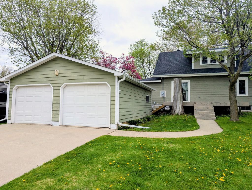 Photo of 312 Kilburn Street NW, Bertha, MN 56437 (MLS # 7076459)