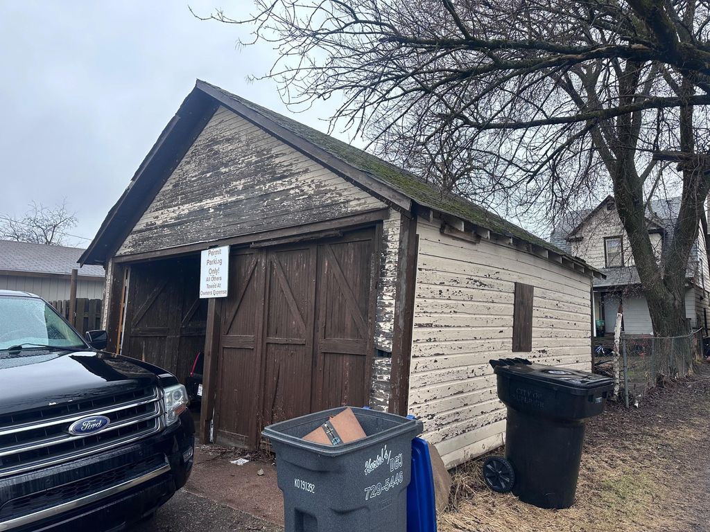 Photo of 1620 Banks Avenue, Superior, WI 54880 (MLS # 6706733)