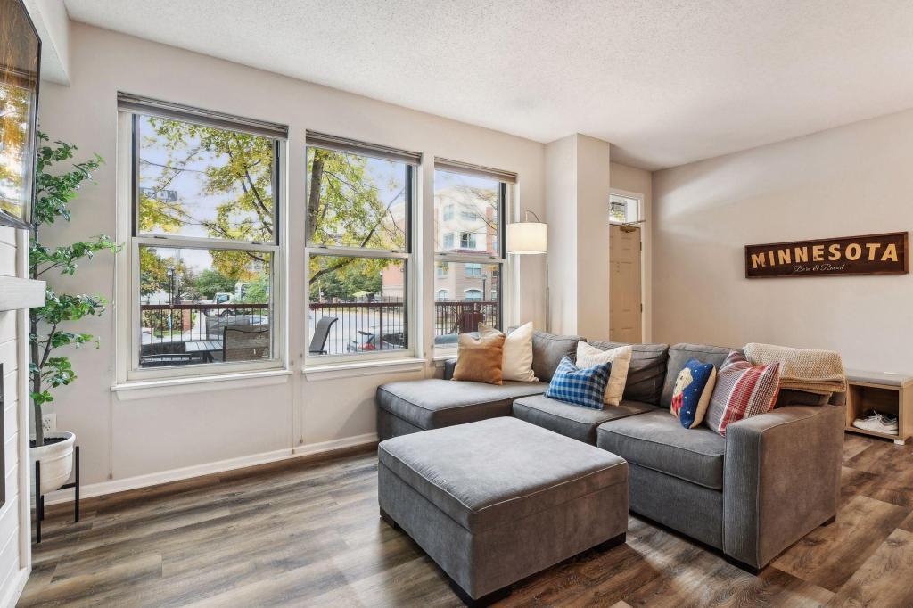 Photo of 580 N 2nd St ST #104, Minneapolis, MN 55401 (MLS # 7158185)
