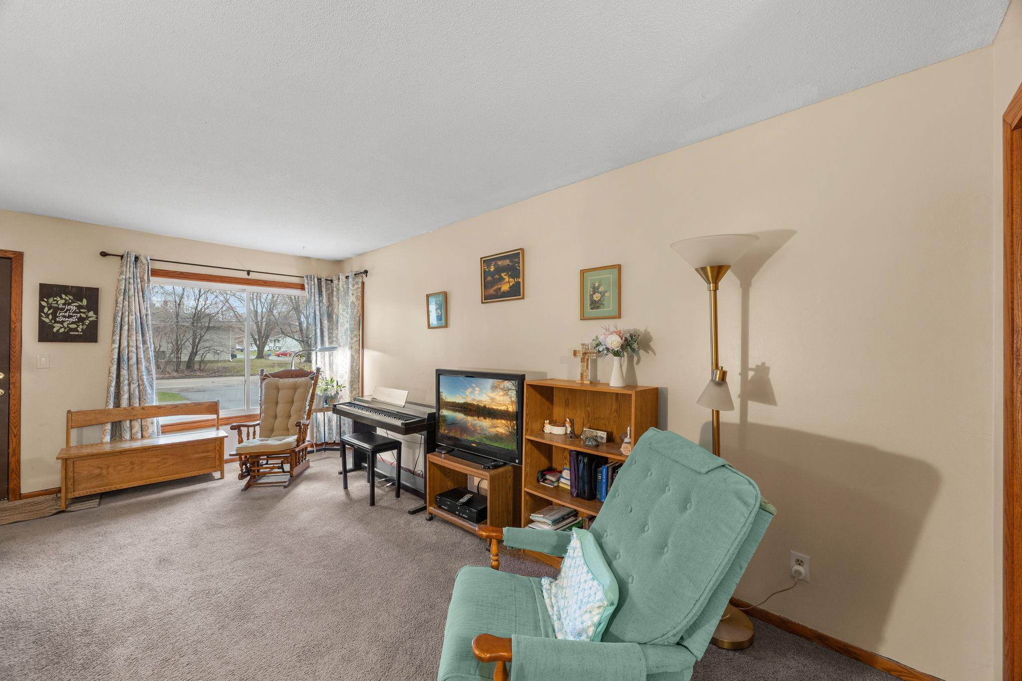 1967 County Road D W